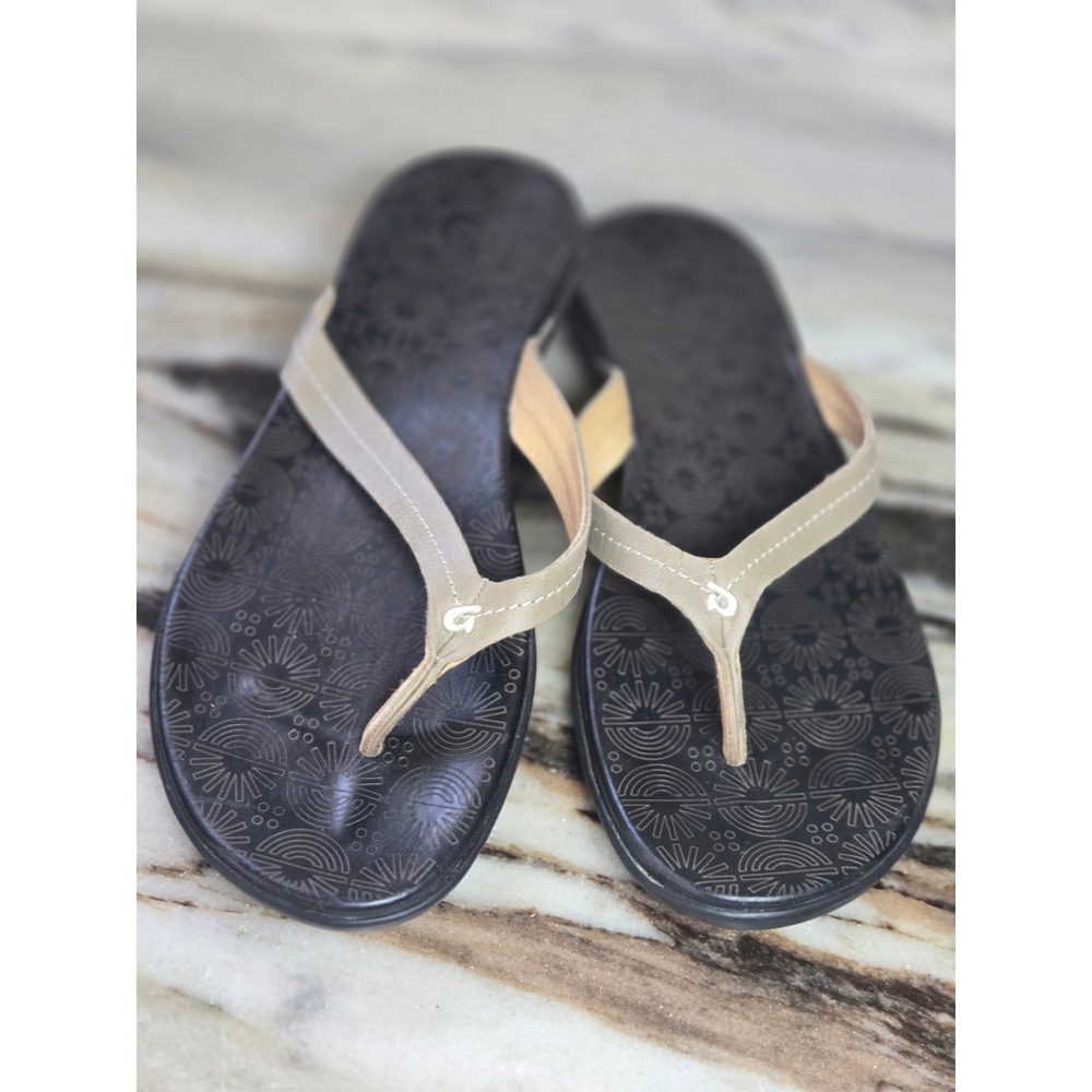 OluKai Honu Womens Leather Thong Sandals Tan Black Flip Flops 20436-5340 Size 8